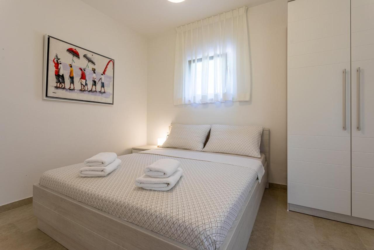 Apartments House Barbara Kornić 외부 사진
